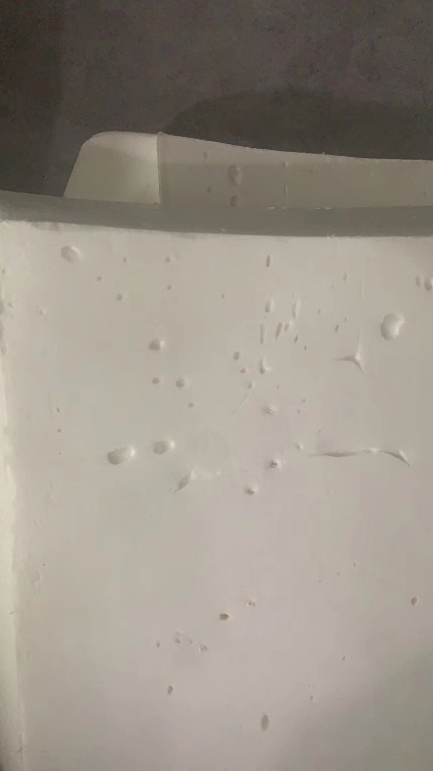 记忆棉注料的时候有气泡怎么解决呢？